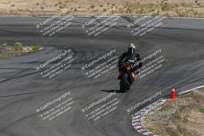 media/Apr-20-2025-AHRMA (Sun) [[393a79c373]]/Race/Group 10/Turn 4b/